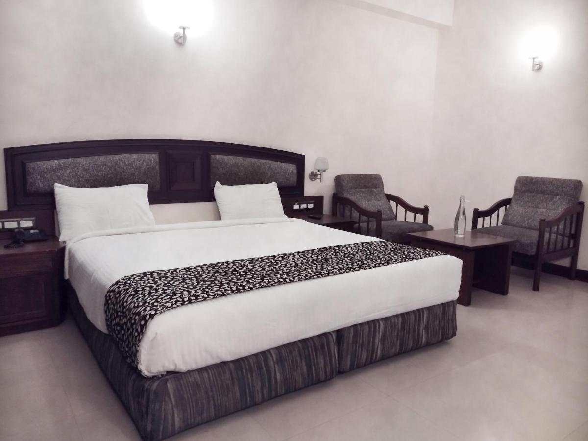Hotel Elite Palazzo Kochi Ngoại thất bức ảnh